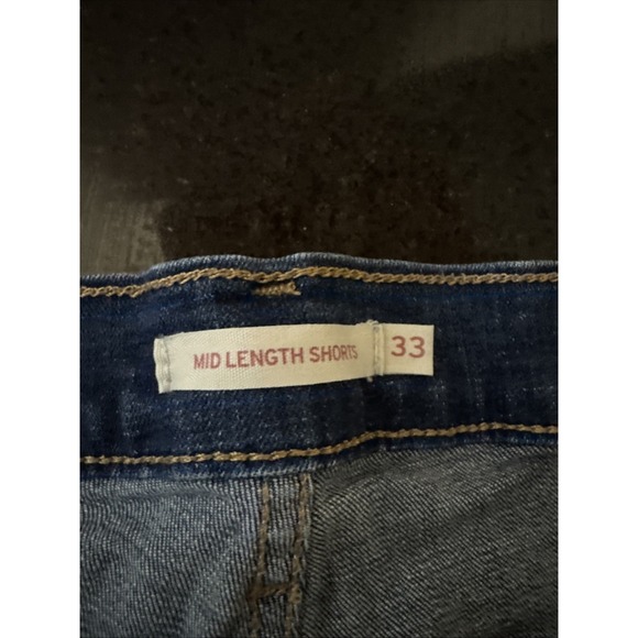 Levi Strauss Womens 33 Mid Rise Mid Length Slim Hip Denim Short Red Tag Original - Picture 9 of 10